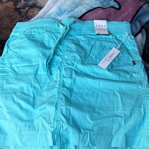 Dash Women's Turquoise Skorts